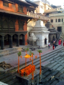 Funeral preparations, Bagmati River, Pashupatinath Temple